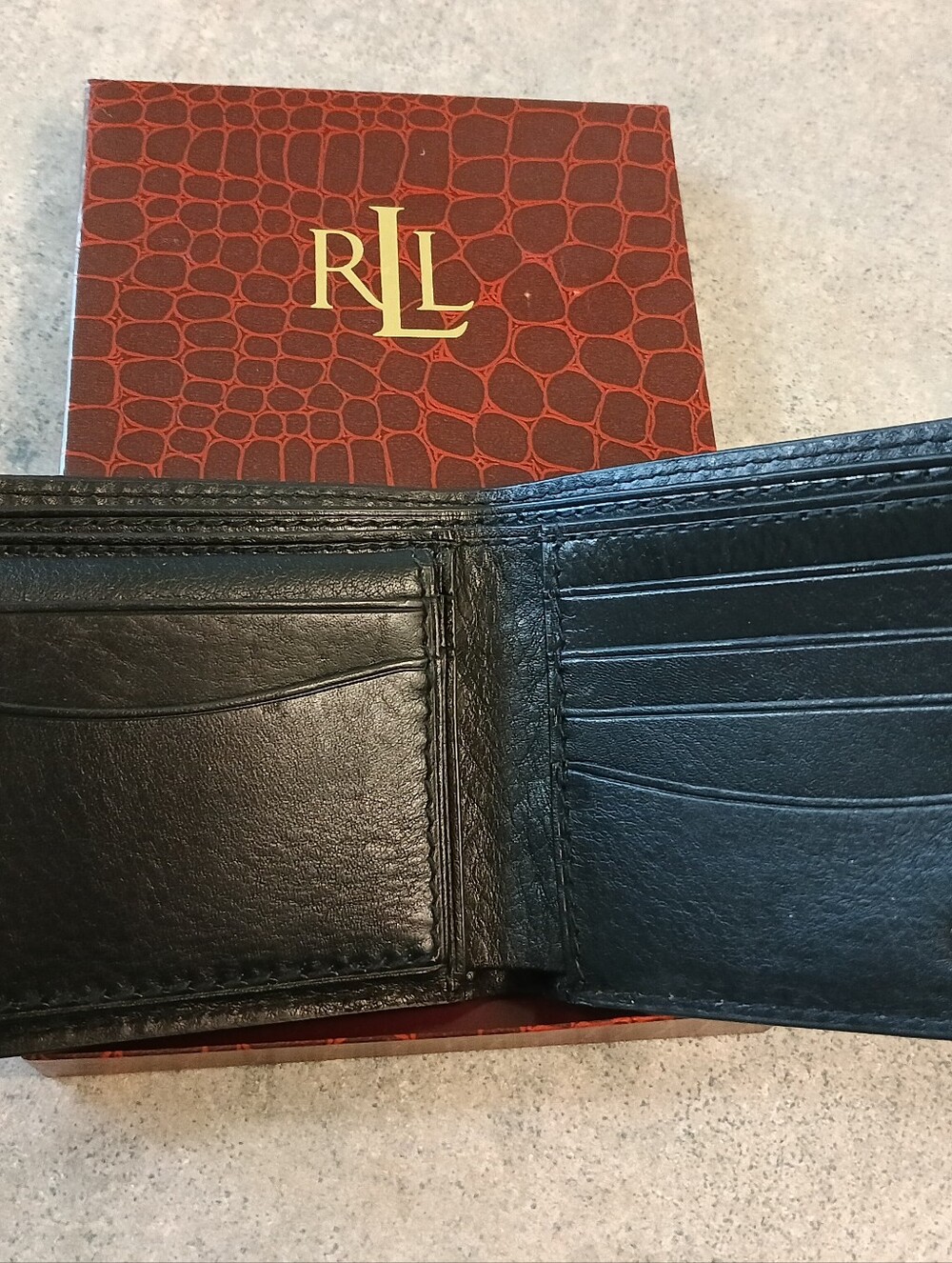 NIB Men's Ralph Lauren Black Genuine Leather Wallet - Picture 3 of 12
